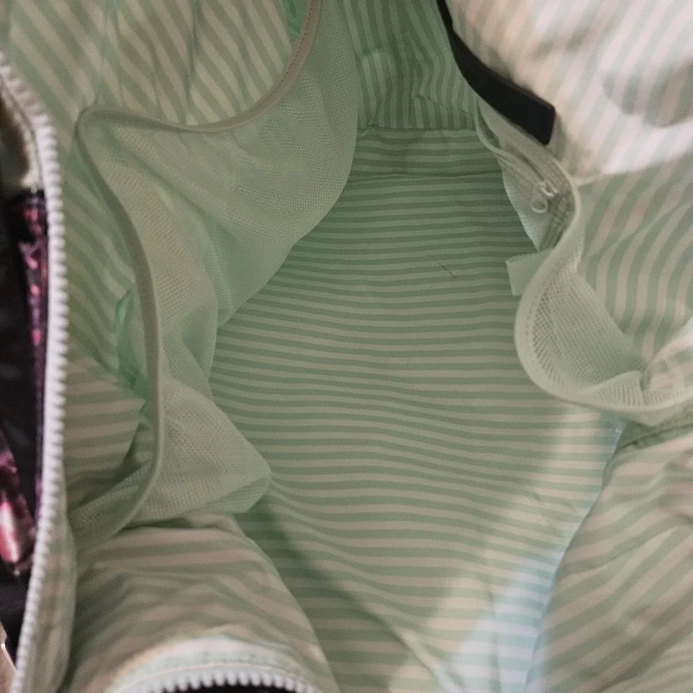 Lululemon Athletica Do It Up Duffel Bag Mint